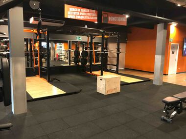 Squat rack zone Avenue de L'Universite La Valette