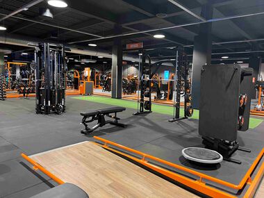 Squat rack zoneBoulevard Murat Laval